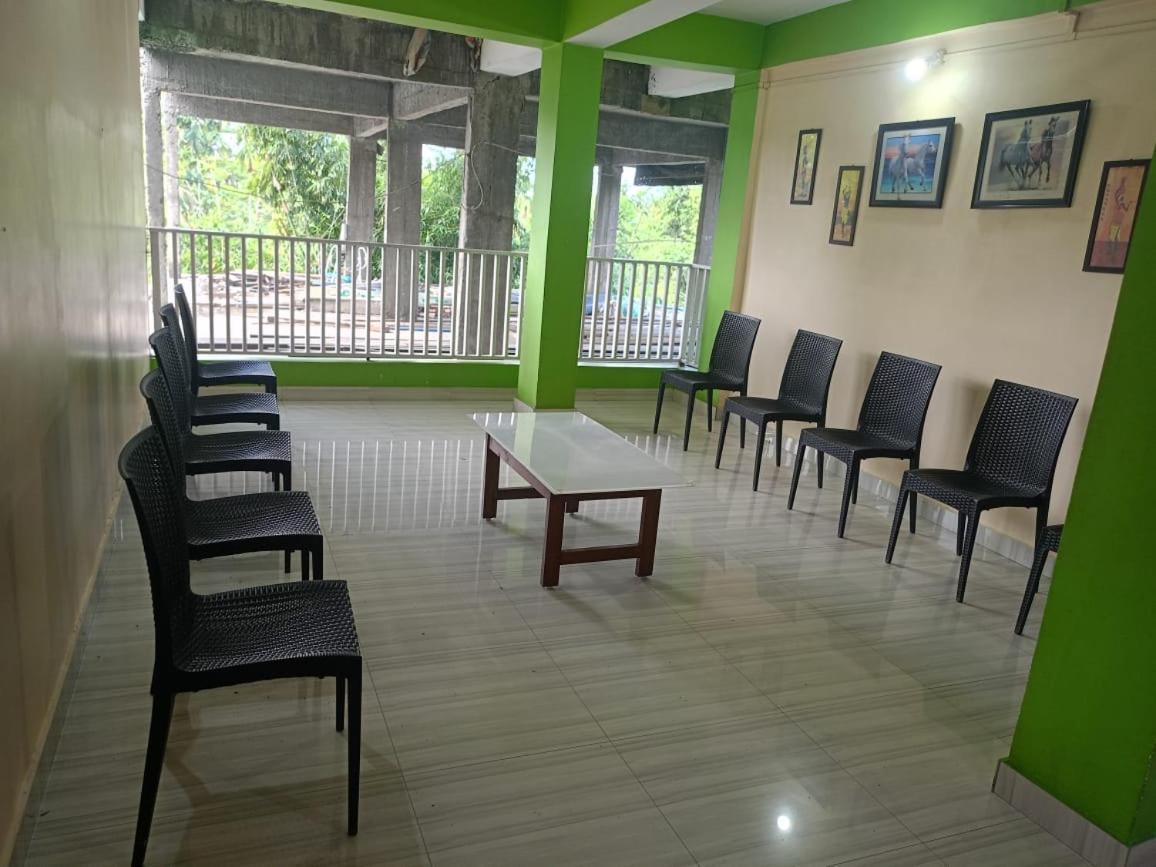 Hotel Kaziranga Holidays Ngoại thất bức ảnh